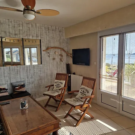 Face 5 Pers Wi-fi Parking Linge De Maison Gratuit 1chambre Parentale 1cabine Lits Superposes 1 Canape Lit Apartament