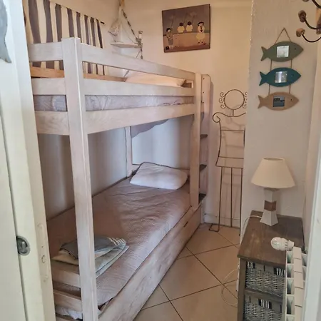 Апартаменты Face 5 Pers Wi-fi Parking Linge De Maison Gratuit 1chambre Parentale 1cabine Lits Superposes 1 Canape Lit *