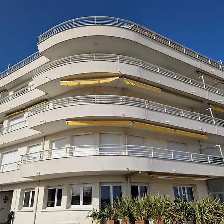 Апартаменты Face 5 Pers Wi-fi Parking Linge De Maison Gratuit 1chambre Parentale 1cabine Lits Superposes 1 Canape Lit Аркашон