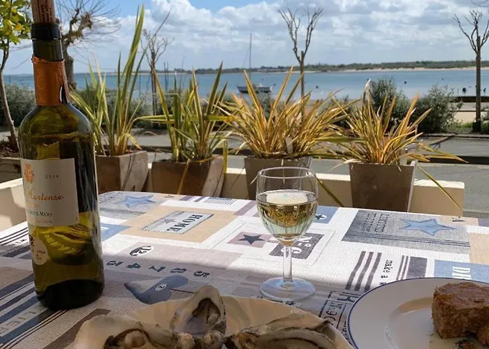 Apartment Face 5 Pers Wi-fi Parking Linge De Maison Gratuit 1chambre Parentale 1cabine Lits Superposes 1 Canape Lit