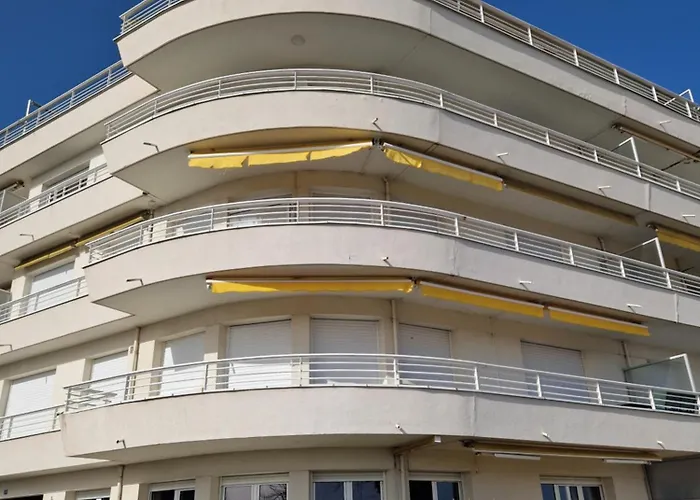 アパート Face 5 Pers Wi-fi Parking Linge De Maison Gratuit 1chambre Parentale 1cabine Lits Superposes 1 Canape Lit アルカション